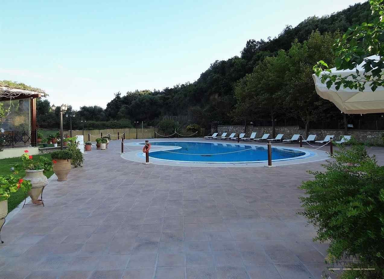 Unde mancam in Parga — 10