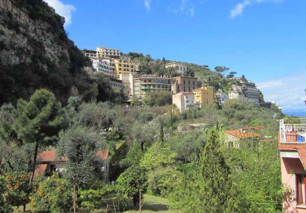 Orase de pe Coasta Amalfi