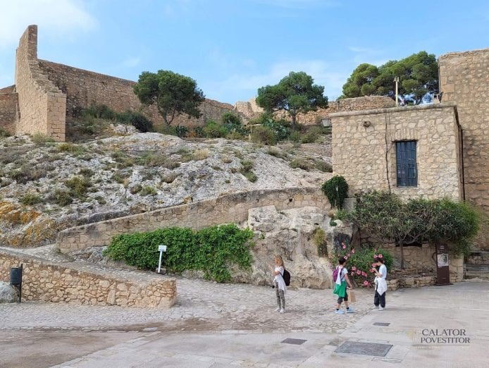Atractii si activitati pe care sa nu le ratezi in Alicante si Elche