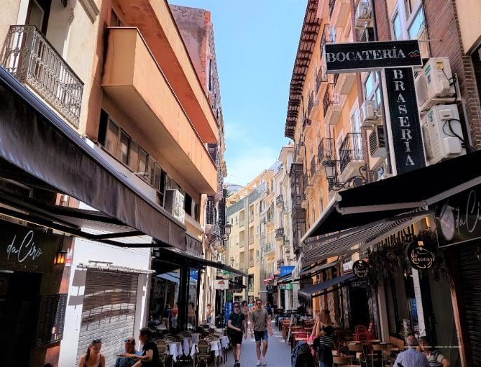 Atractii si activitati pe care sa nu le ratezi in Alicante si Elche